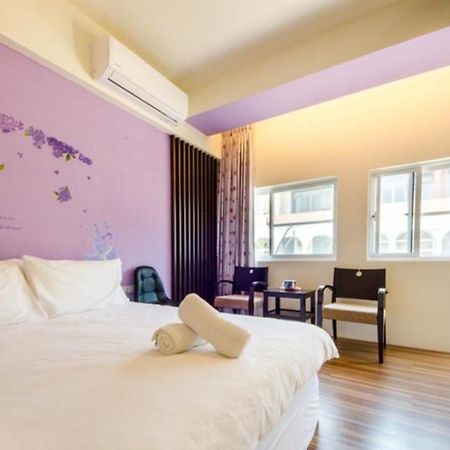 小黑琵416輕旅 Little Happy Hostel Tainan Exterior foto